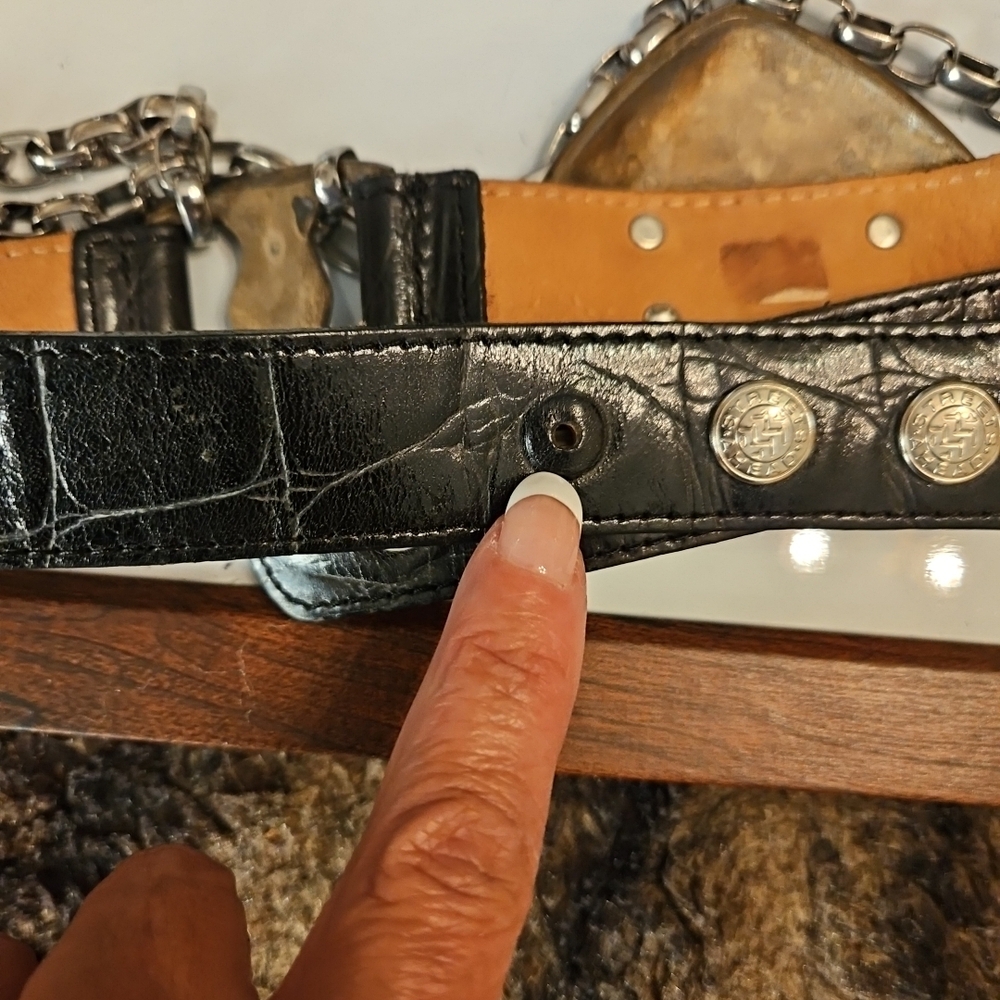 Vintage Heart Concho Black Leather Waist Belt with Silver Chains - Picture 3 of 7